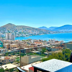 Klajdi , Sarandë Albanië