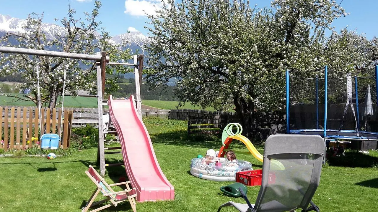 Schusterhof Apartment Innsbruck Austria